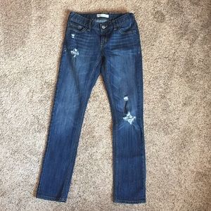 Girl’s Levi jeans
